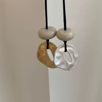 Pendentif irrégulier pour femmes, bijoux exquis, chaîne en corde Simple, Long collier réglable, décontracté, polyvalent, accessoires cadeaux 2