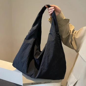 Borsa a tracolla semplice da donna Borsa tote da pendolarismo multitasche Borsa sottobraccio in nylon di grande capacità Borsa per la spesa versatile