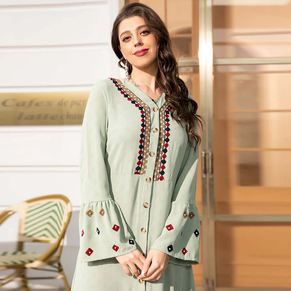 Sweet V-neck Color contrast Solid color Embroidery Buttons Flared sleeve Kaftan