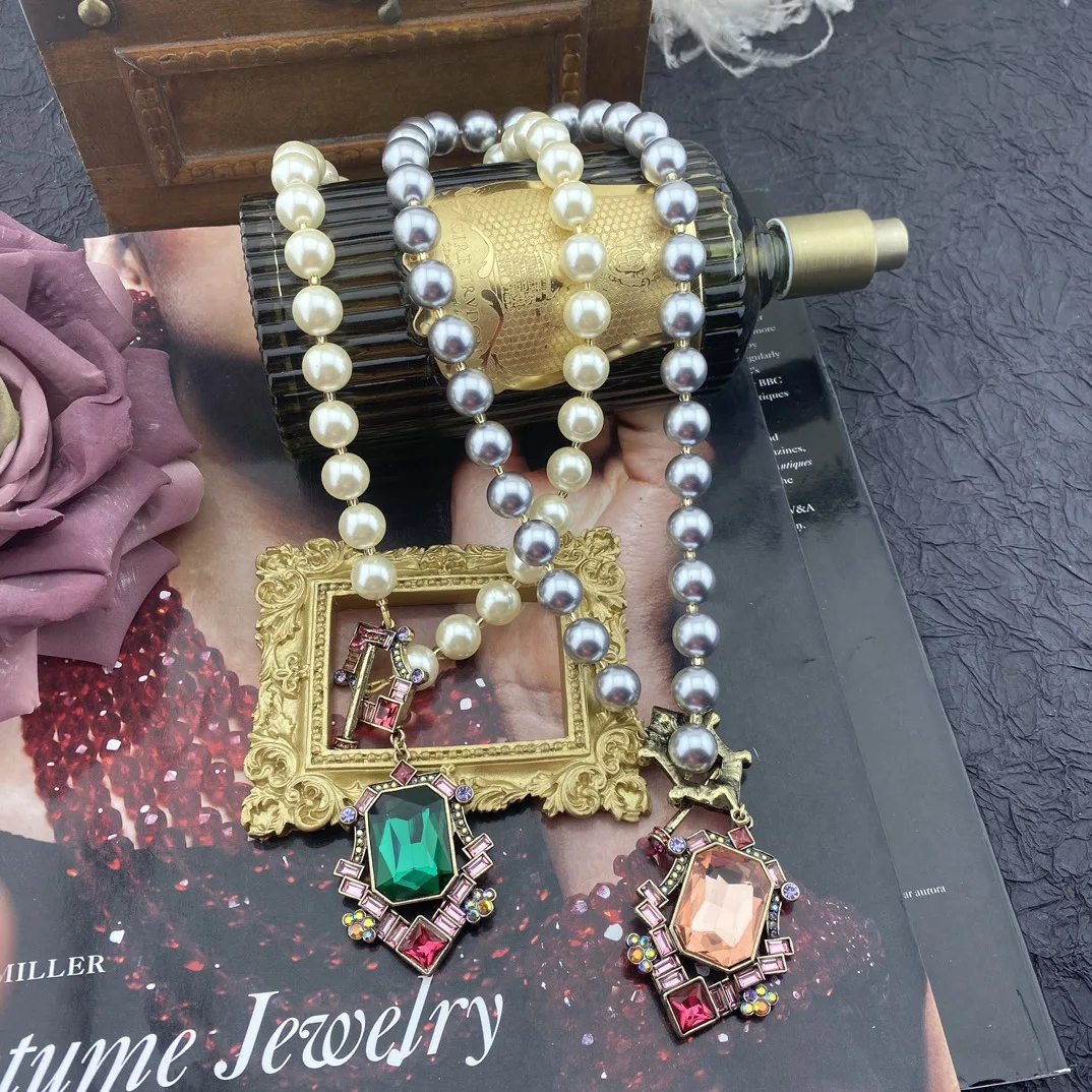 

Pearl necklace Pendant large rhinestone necklace