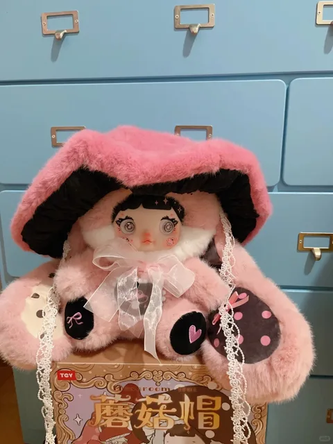 Nommi 400% V2 Mushroom Cup Plush Series Blind Box Vinyl Face