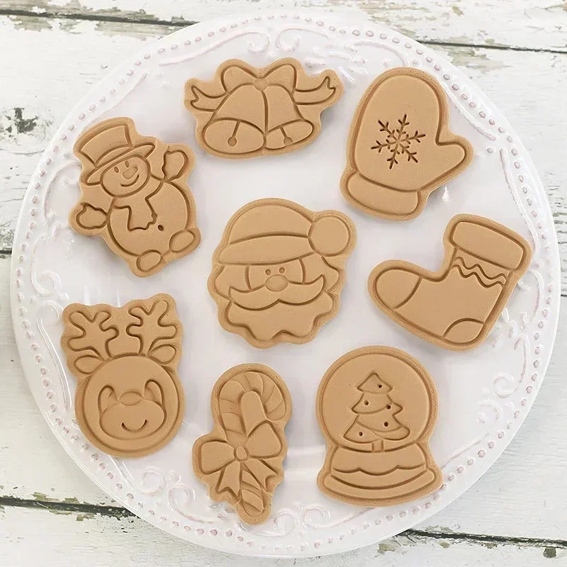 8Pcs/Set DIY Cartoon Biscuit Mould Christmas Cookie Plastic Baking Moulds Kitchen Baking Christmas Pie Cake Decorating Tools