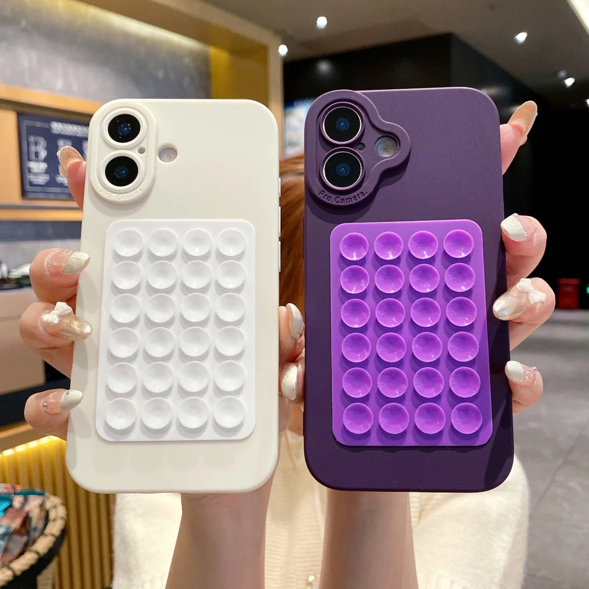 Chic Silicone Suction Cup Phone Case with Selfie Holder