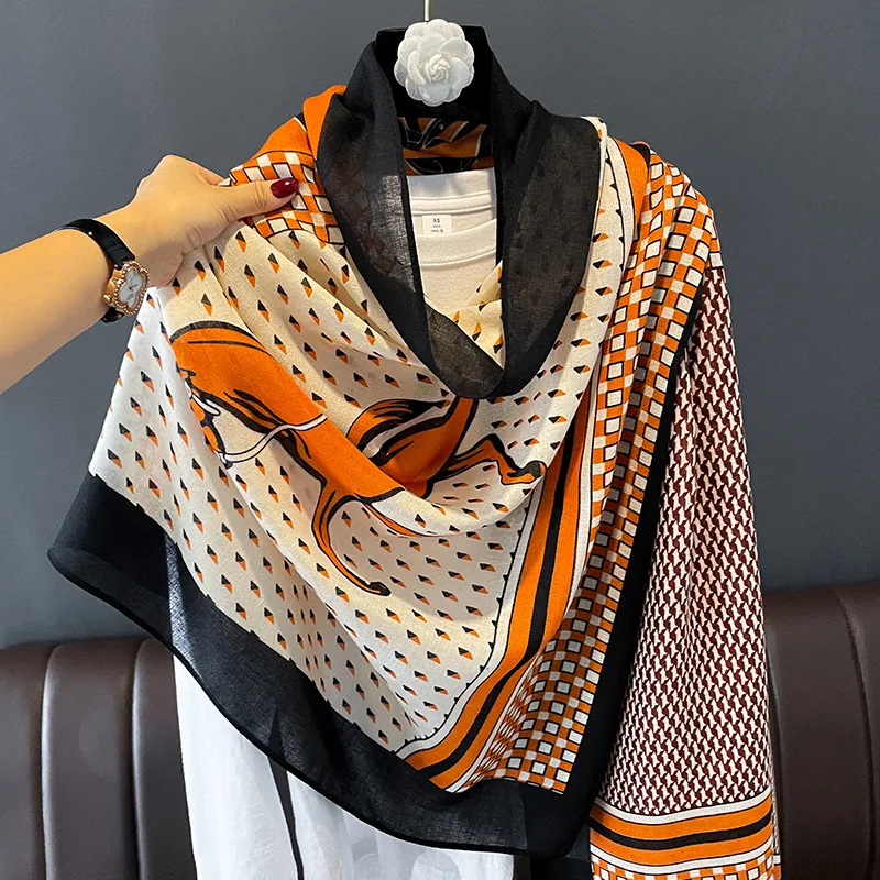 

Luxury Brand 2022 Winter Women Scarf Beach Horse Shawl Cotton Lady Fashion Chain Scarves Bandana Pashmina Wrap Hijab Muffler