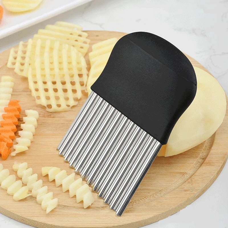 Fruit Slicer Vegetable Slicer Potato Slicer Vegetable Cutter Potato Cutter Food Slicer French Fry Potato Slicer Cutter Stainless Steel Waffle Fry Cutter Wavy Chopper for Veggies Fruit Vegetable Potato Carrots