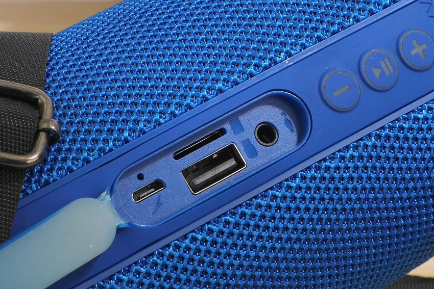 T&G ワイヤレススピーカー LEDライト付き 楽天市場】T&G Bluetoothスピーカー - RGBライト搭載の進化した