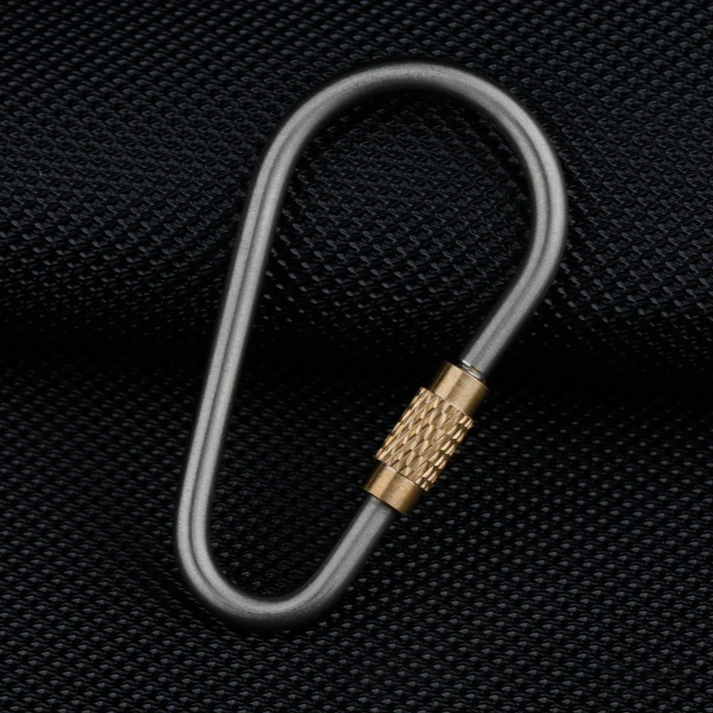 Outdoor Camping Titanium Alloy Carabiner Brass Locking Hook with Loop for Keys Backpacks Simple D-Rings