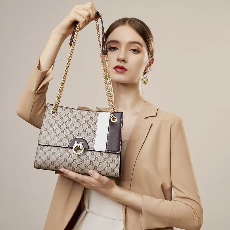 

Luxury Brand Women's Bag Versatile Chain Small Square Bag High grade Printed Splice Handheld One Shoulder Crossbody Dinner Bag