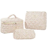 3 Pcs Cosmetic Bag Set Women Floral Makeup Pouch Japanese Flower Printed Quilted Skincare Storage Bag Aesthetic Beauty Wash Bags 2