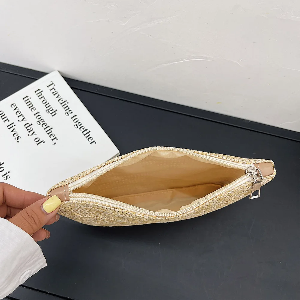 Women Summer Retro Straw Knitted Handbag Fashion Bohemian Woven Wristlet Bag Beach Summer Pure Color Clutch Handbag