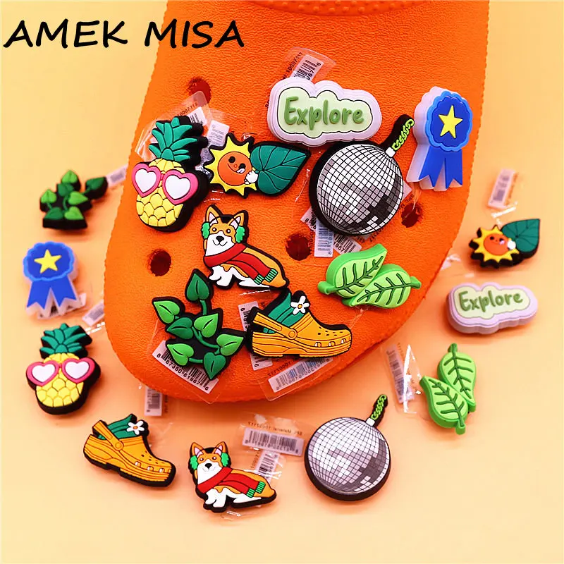 Original 1pcs Green Plants PVC Shoe Charms Decorations Pins Medal