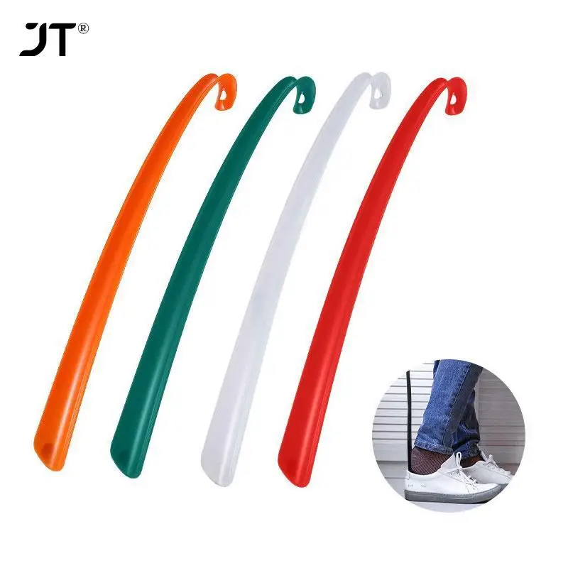 43.5cm Plastic Handle Long ShoeHorn Professional Shoe Horn Shoe Lifter Flexible Lifter Home Shoes Accessories Random color magnetic shoehorn