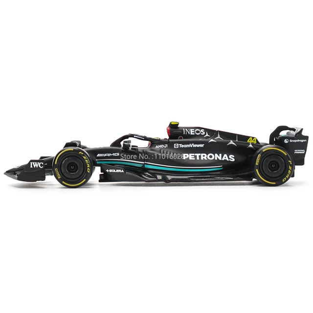 Bburago 1:24 NEW 2023 Mercedes-AMG Team W14 44# Hamilton 63