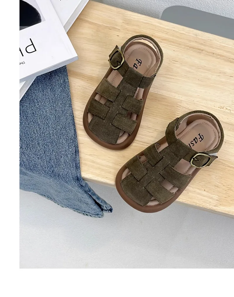 Children's Woven Hollowed Out Retro British Style Western Style Anti Slip Soft Sole Beach Sandals Boys Girls children sandals,kids sandals