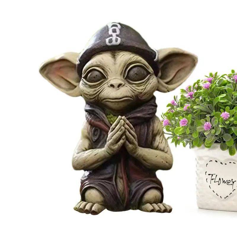 

Alien Garden Decor Resin Alien Garden Statue Figurine Funny Home Garden Decoration Shelf Sitter Extraterrestrial Figurine