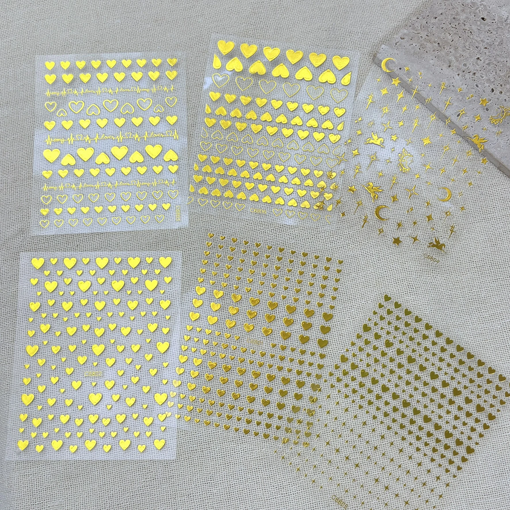 6장 3D 발렌타인 데이 러브 하트 네일 아트 스티커 골드 레이저 하트 셀프 접착 매니큐어 슬라이더 10*8cm DIY 슬라이더 데칼