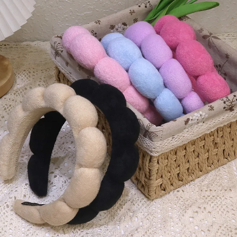Luxury Microfiber Spa Set: Plush Wristbands & Puffy Headband