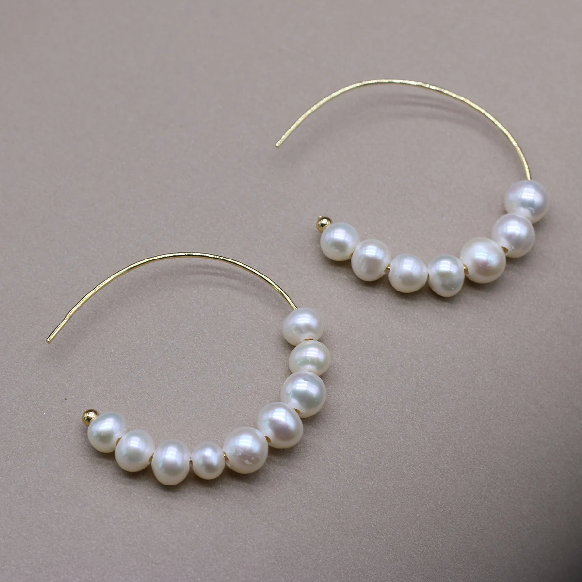 

Natural Freshwater Pearl C-shaped Semicircle Hoop Earrings For Women Elegant Jewelry Girl Wedding Party Gift
