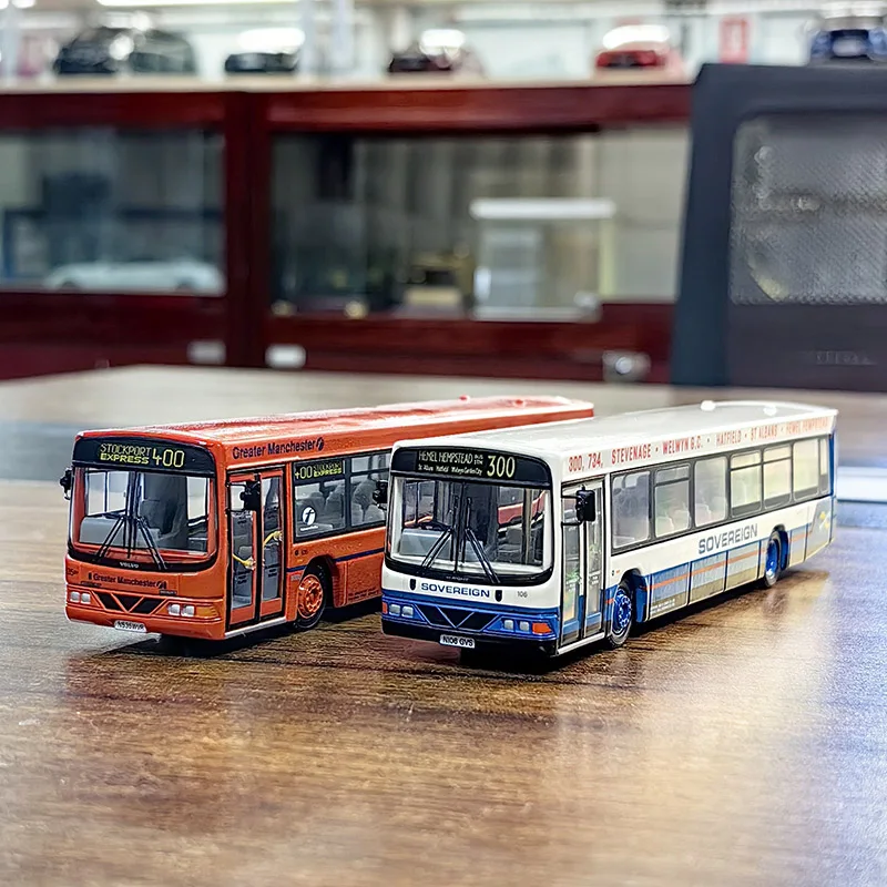 

CORGI 1:76 Scale Diecast Alloy B10B London Bus City Transportation Toys Cars Model Classics Adult Collection Souvenir Display