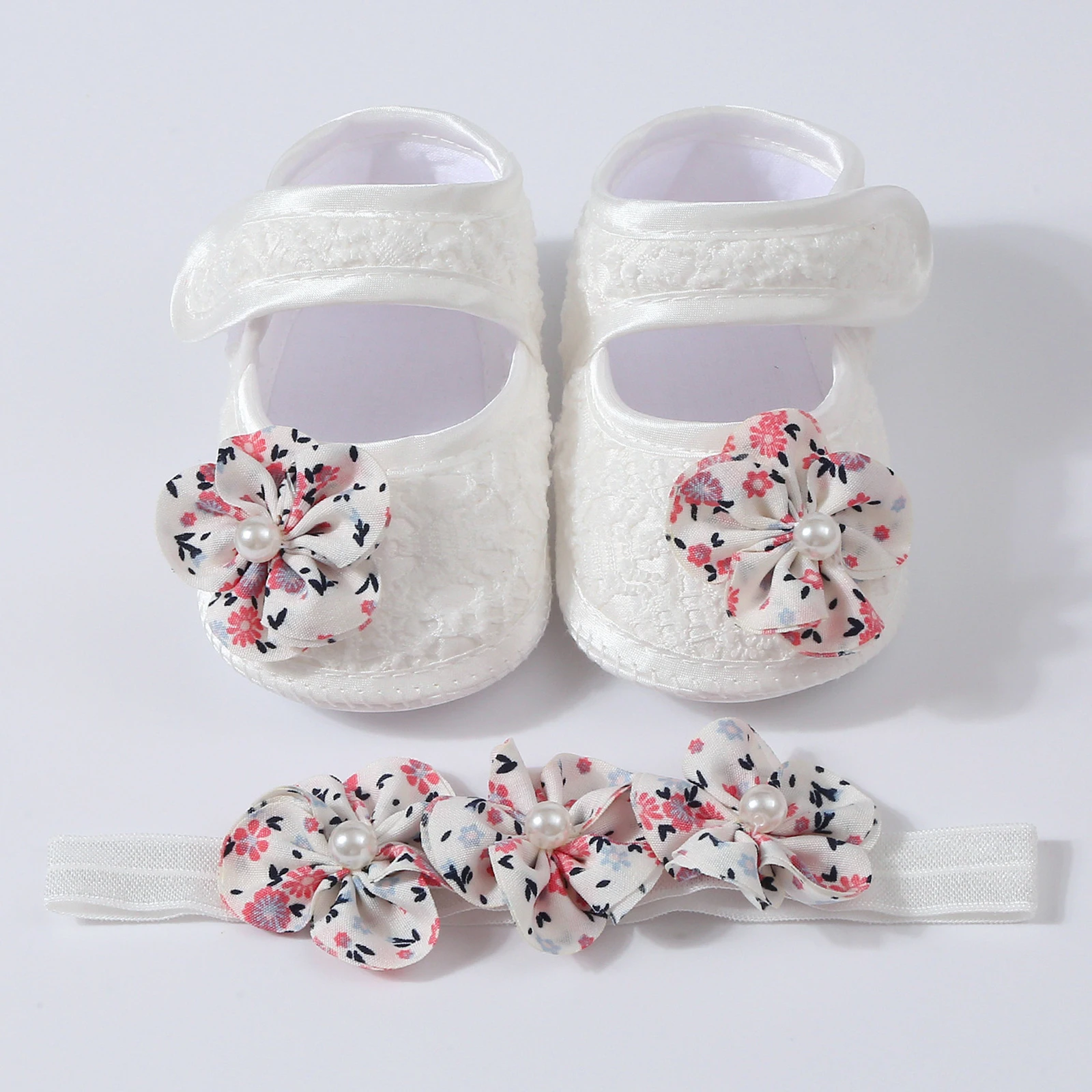 Newborn Baby Girl Flats Crib Shoes Cute Bead Flower Closed Toe Soft Sole Princess Shoes with Headband for Spring Fall