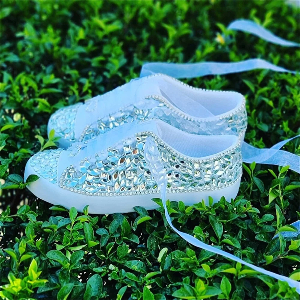 Women White Low Top Rhinestone Gemstone Ribbon Style Canvas Sports Casual Shoes 35-44 sport shoes
