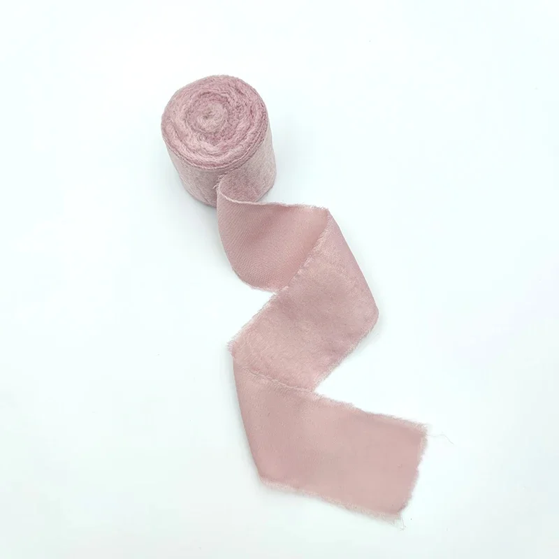 Eco-Friendly Hand-Torn Raw Edge Cotton Ribbon for Creative Gift Wrapping and Decoration