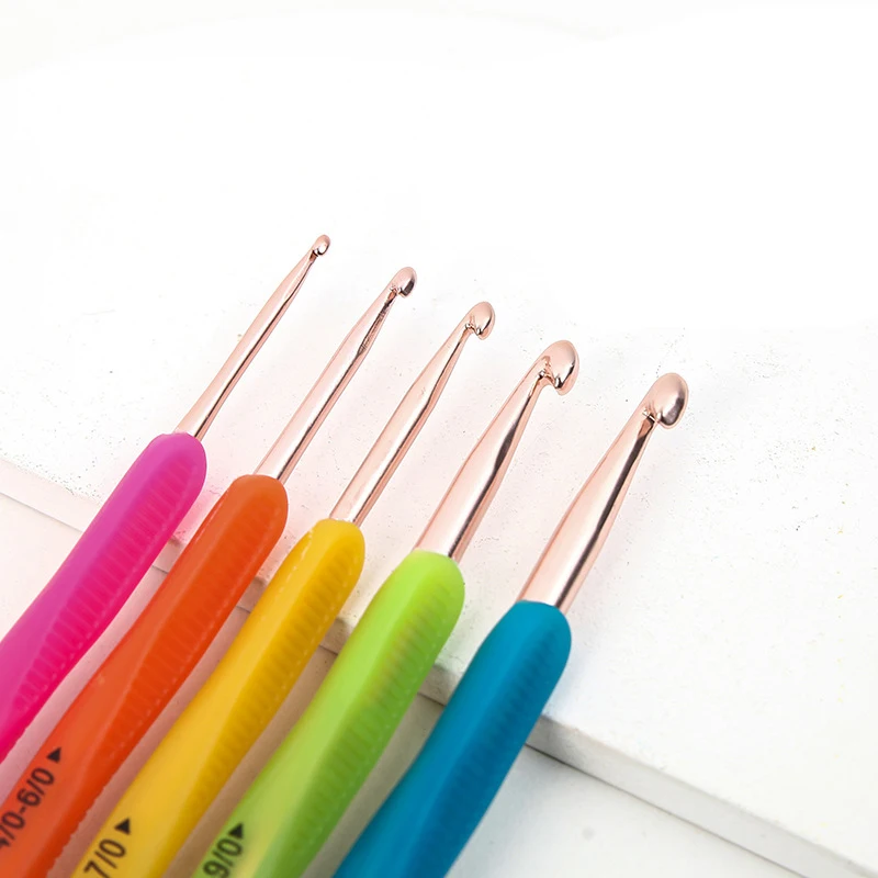 1pc Small Lace Crochet Hooks TPR Soft Rubber Handle Knitting Needles Handle  Weave Yarn DIY Sewing Tools Color Randomly 0.5-2.5mm - AliExpress