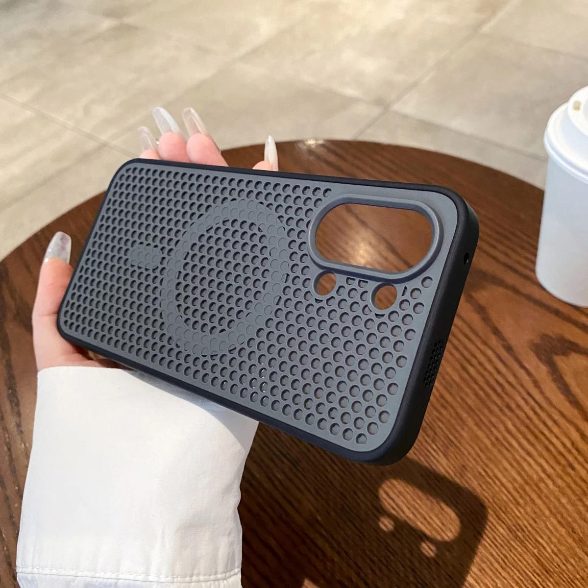 Dual-Color Magnetic Phone Case with Heat Dissipation