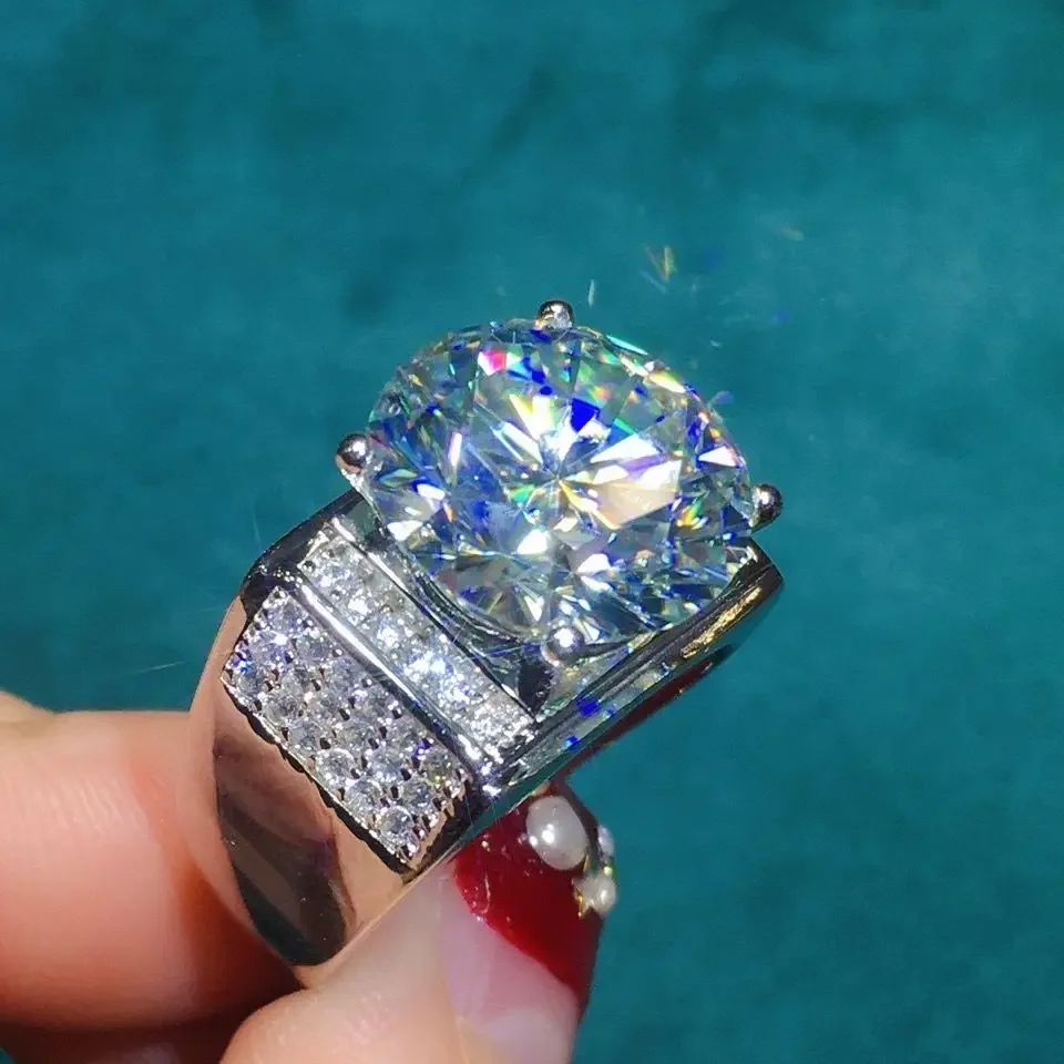 Moissanite Ring 10 Carat Round Eight Hearts And Arrows Cut