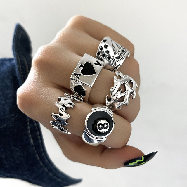 Punk Metal Multi Element Ring Set For Women Men Antique Silver Butterfly Snake Skull Finger Rings Gothic Jewelry Gift
