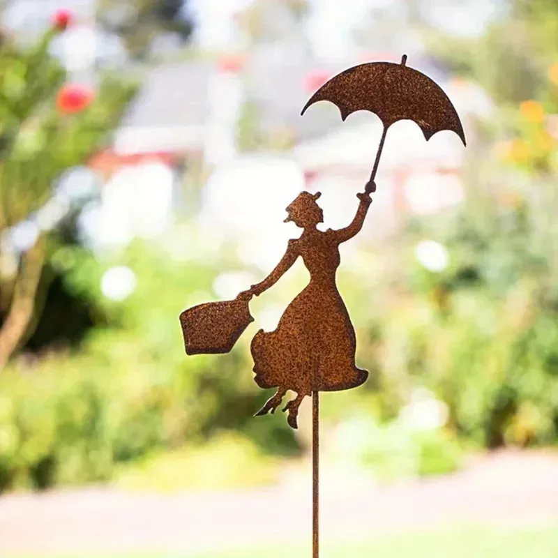 Vintage-Style Rusty Garden Stake 4