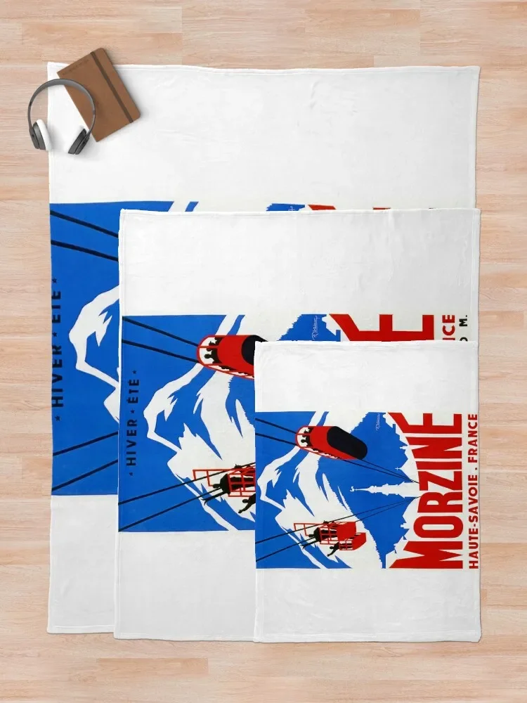 ��Ƽ�� ������ ������ �ﵹ�� �ܿ� ������ ��Ű ���� ������ ���, ���Ŀ� �Ŵ��� ���� ���� ħ�� ���