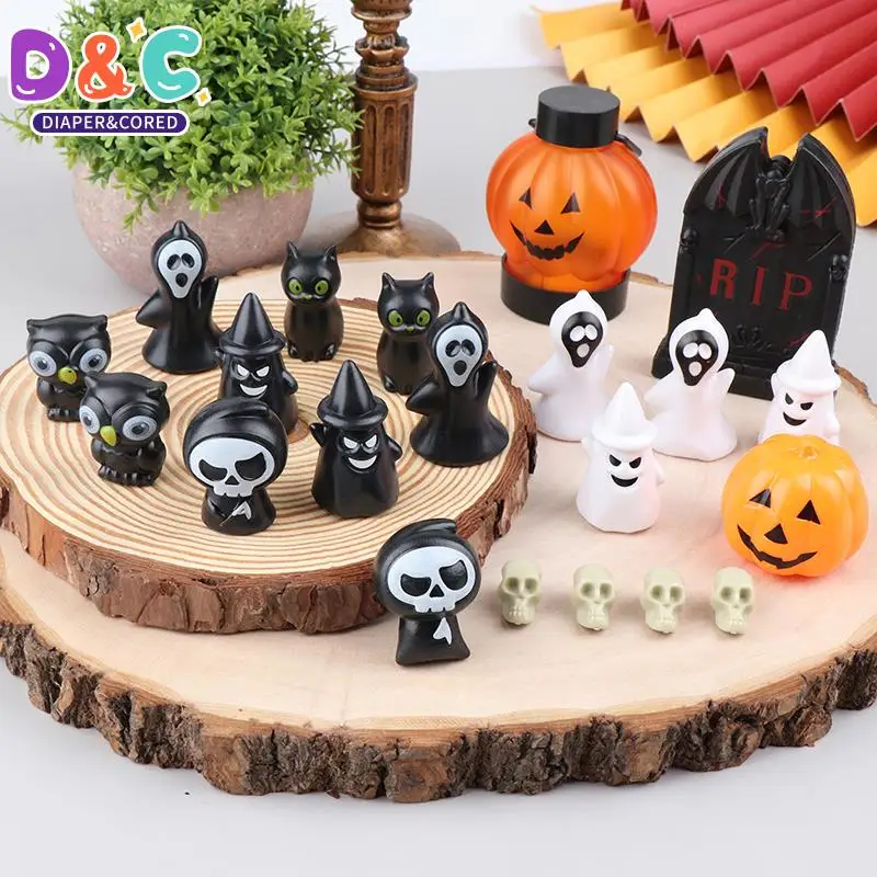 

1Set 1:12 Dollhouse Miniature Halloween Ornaments Ghost Tombstone Pumpkin Owl Model Micro Landscape Accessories