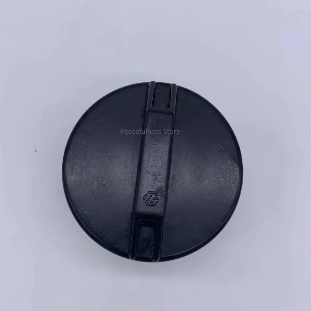 For Toyota/Nissan/FOR Honda GM models for Toyota Hiace Fuel Cap 77310-48010