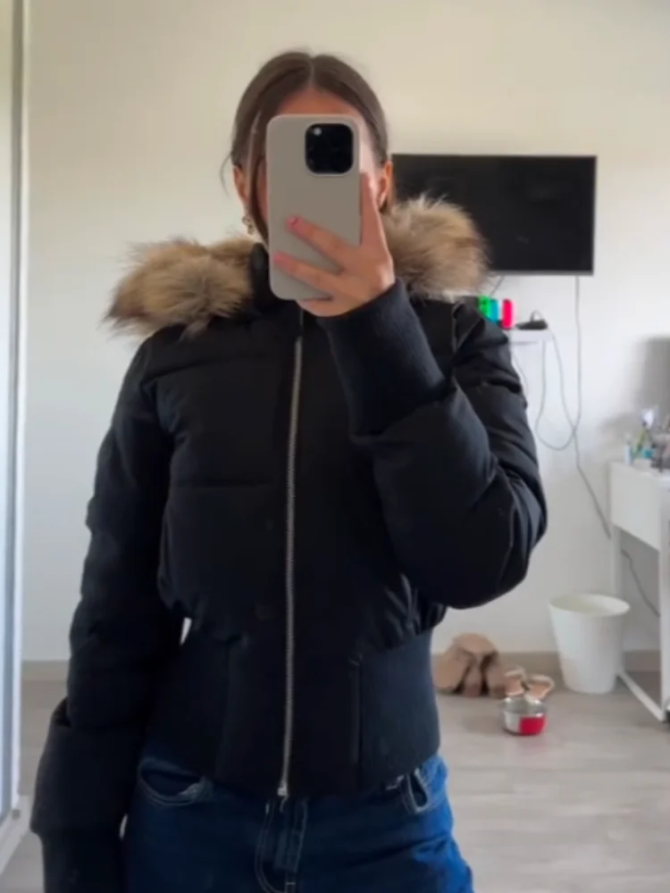 Women’s Cropped Quilted Jacket 3