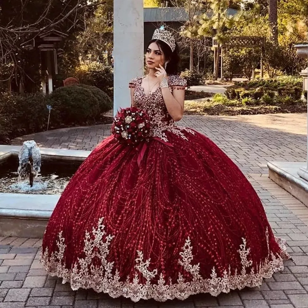 

Burgundy Quinceanera Dresses Ball Gown V-neck Cap Sleeves Tulle Appliques Beaded Sweet 16 Dresses