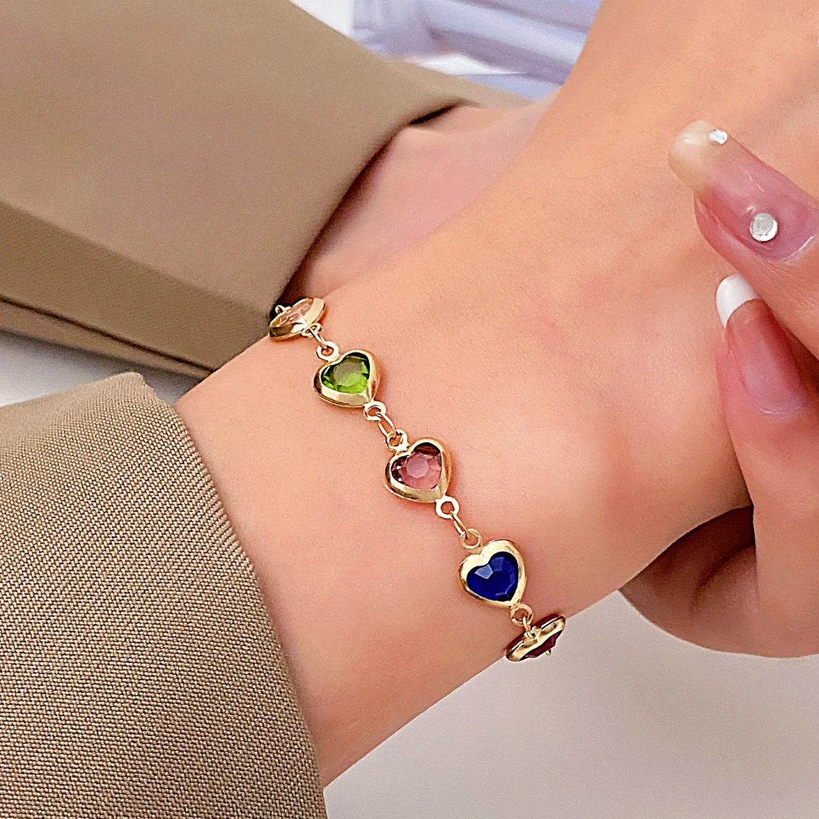 Trendy Bunte Böhmische Kristall Herz Kette Armband für Frauen Gold Farbe Metall Kette Charm Armband Armreif Party Schmuck Geschenk