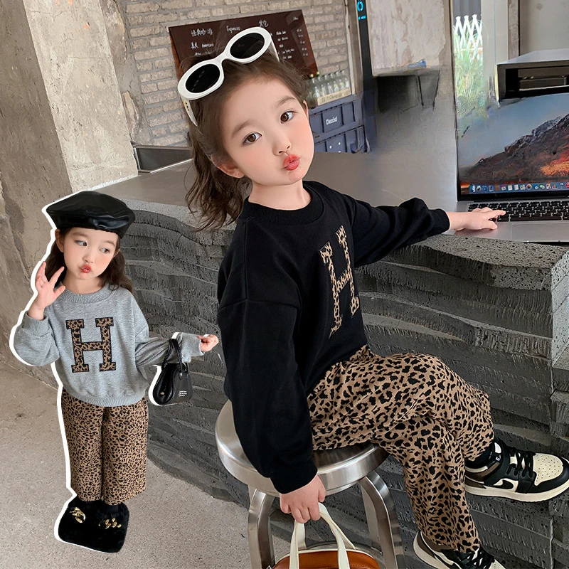 مجموعات ملابس الأطفال H رسالة طويلة الأكمام هوديي + السراويل واسعة الساق 2PCS طفلة ملابس الاطفال الملابس