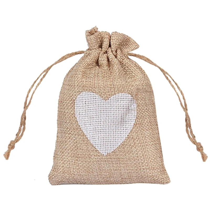 Рисунок 5 - милая маленькая тканевая сумка на шнурке