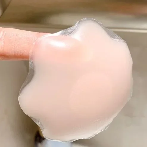 Women Invisible Nipple Cover Stickers Self-adhesive Chest Breast Petals Silicone Lift Up Paddings Reusable Patch Bra 20/2pcs Silicone Breast Patch Silicone Nipple Cover Invisible Stick On Bra Sticky Bra Disposable Nipple Cover Breast Nipple Covers Silicone Adhesive Bra Silicone Stickers Breast Sticker