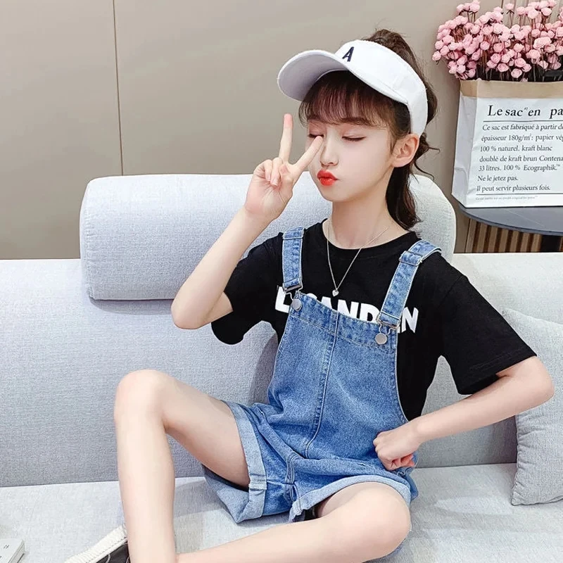 Children Overalls Pants Kids Outfits Baby Strap Shorts Summer Korean Version Slim Girls Capris Children's Jumpsuit Denim Shorts Adjustable Summer Pants