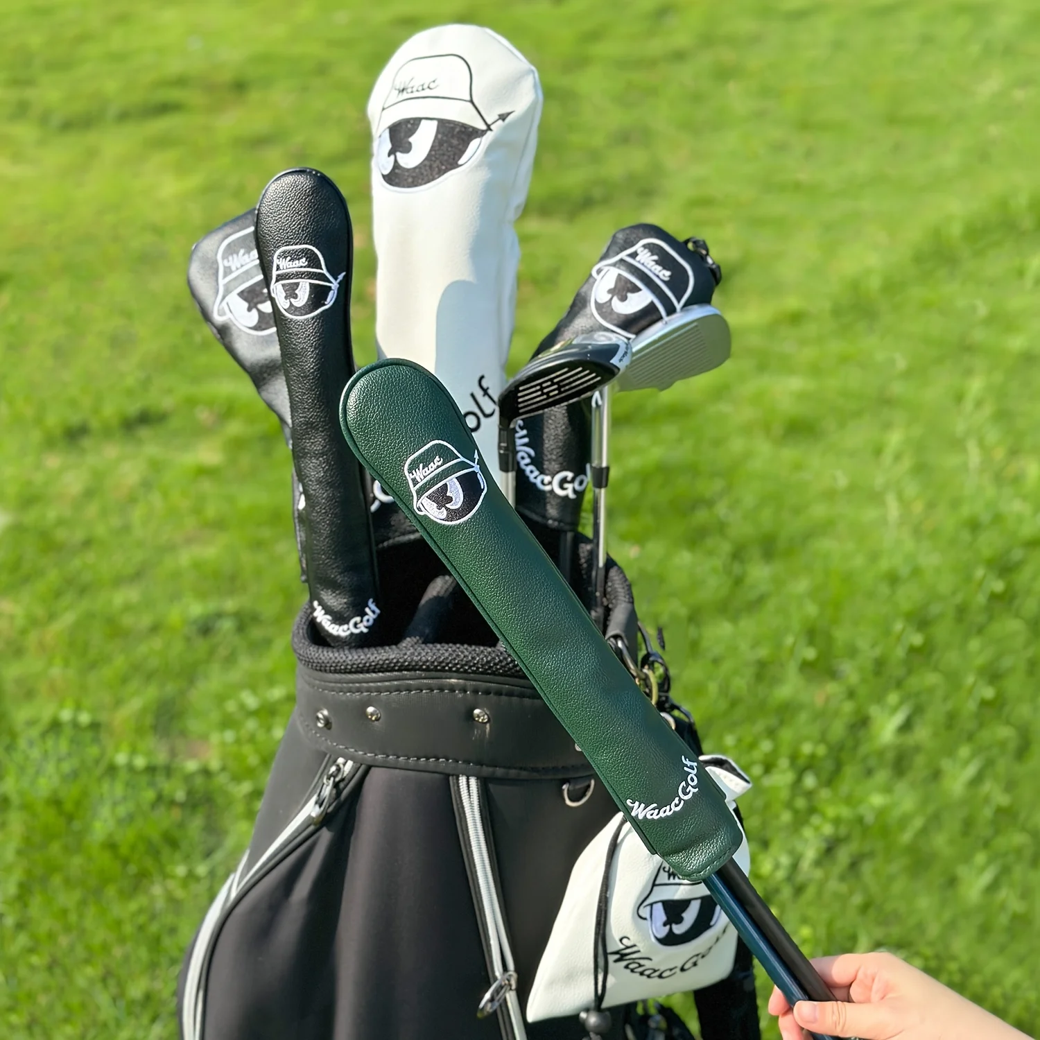 Description Picture 3 of item1pc Golf Alignment Stick Cover Golf Club Cover with Black & White Logo, Multiple Color Options for Swing Training & Protection