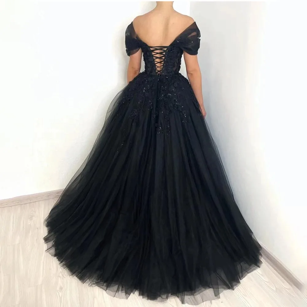 Черное Тюлевое платье для выпускного вечера, элегантное кружевное бальное платье с вышивкой, роскошное бальное платье с V-образным вырезом и открытыми плечами, 2024