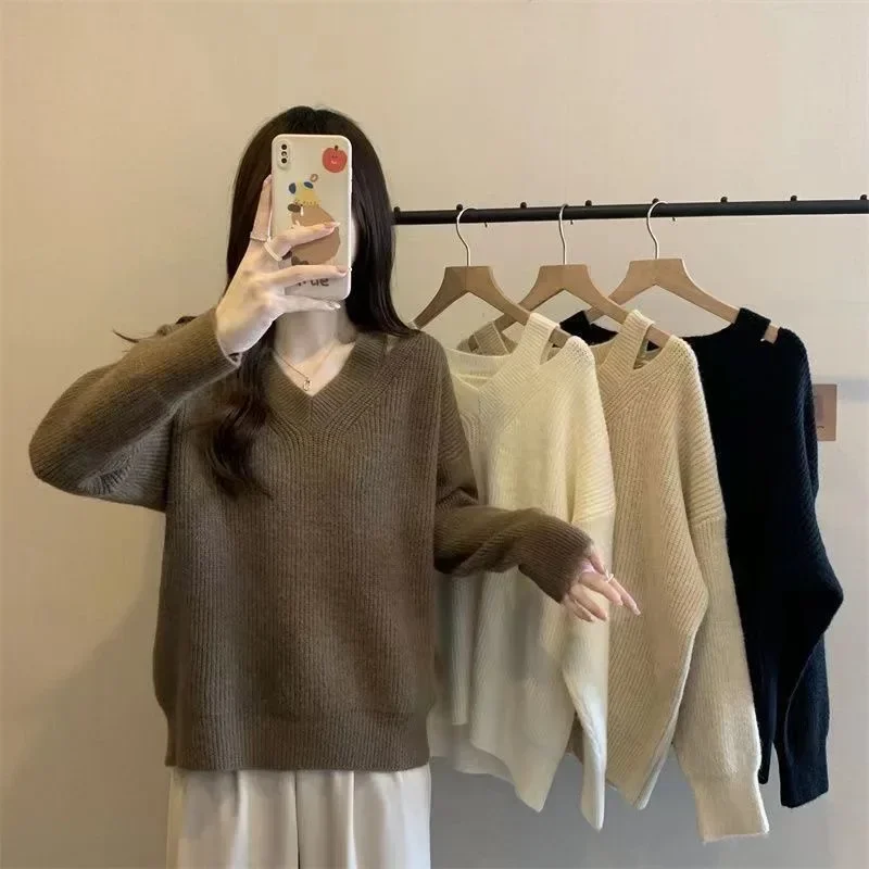 

Soft and waxy solid color v-neck sweater for women autumn and winter 23 new knitted bottoming shirt with loose lazy long-sleeved