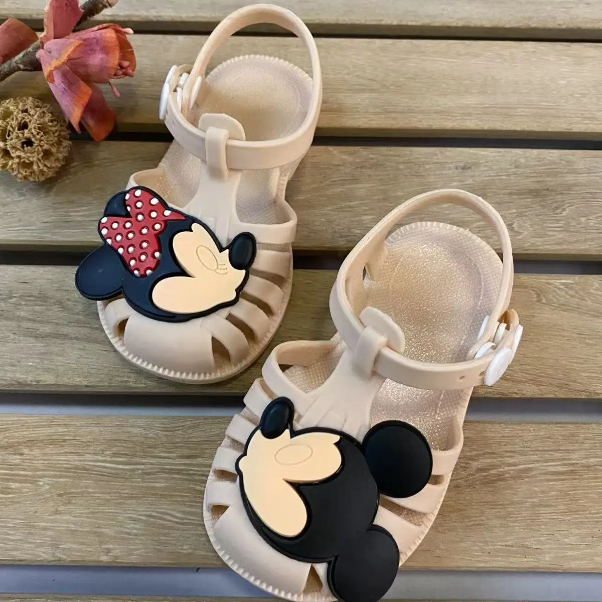 Kids Sandals New popular cartoon mickey Minnie mouse versatile EVA slippers for boys and girls fashionable soft soled non slip kids shoes,children sandals,kids sandals