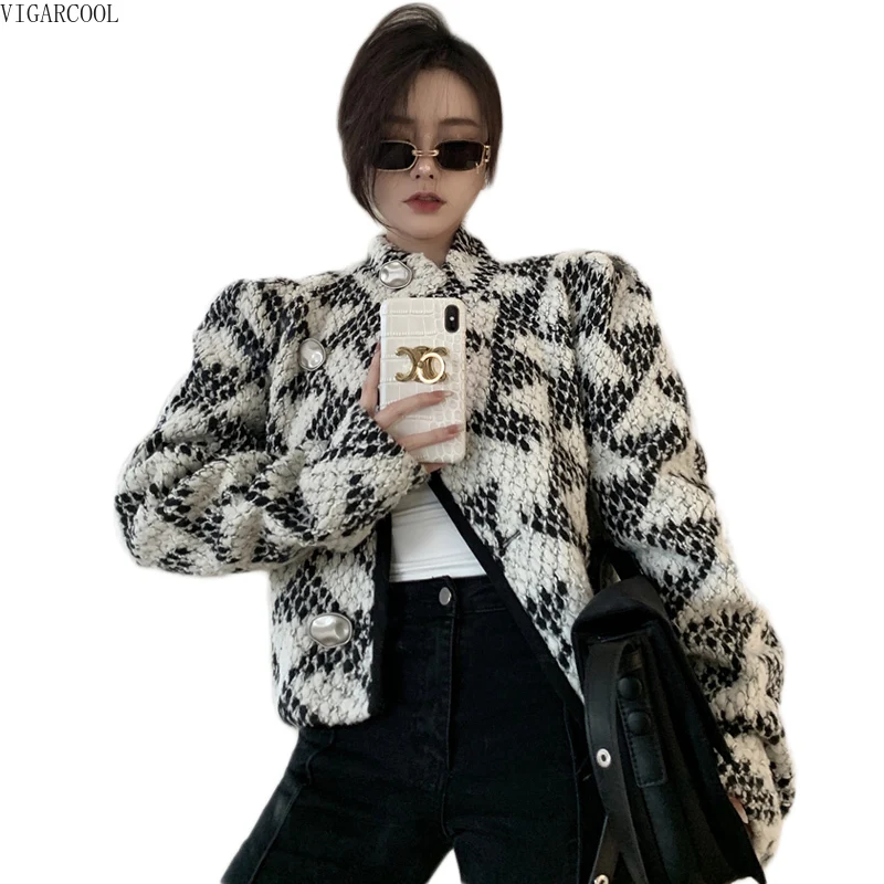 

Early Autumn New Korean Versatile Plaid High Neck Thickened Short Woolen Coat Women's Single Breasted Design Sense Top Female