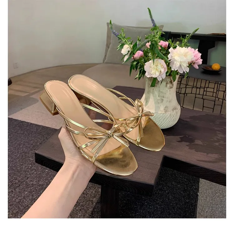 

Шлепанцы женские на высоком каблуке, мягкие резиновые туфли на квадратном каблуке, квадратный каблук, тапочки, фасоны, 2024