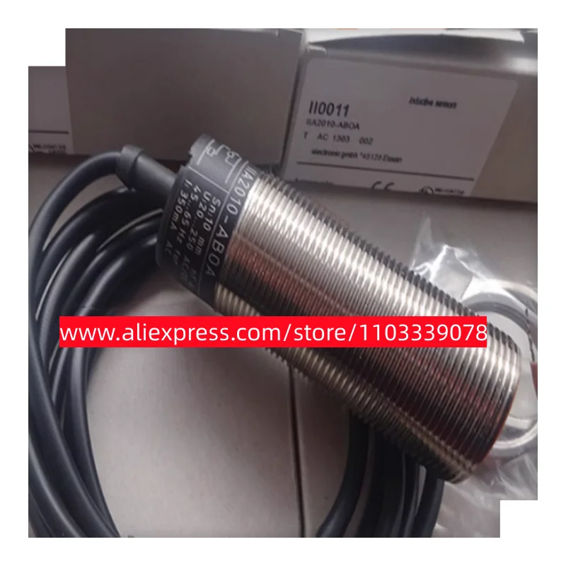 

2PCS New inductive photoelectric switch II0011 II0097