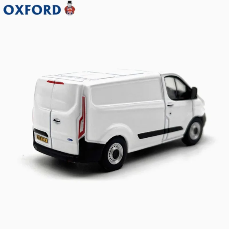 Oxford 1/76 Scale Die-Cast Commercial Truck Model – Collector's Edition Holiday Gift
