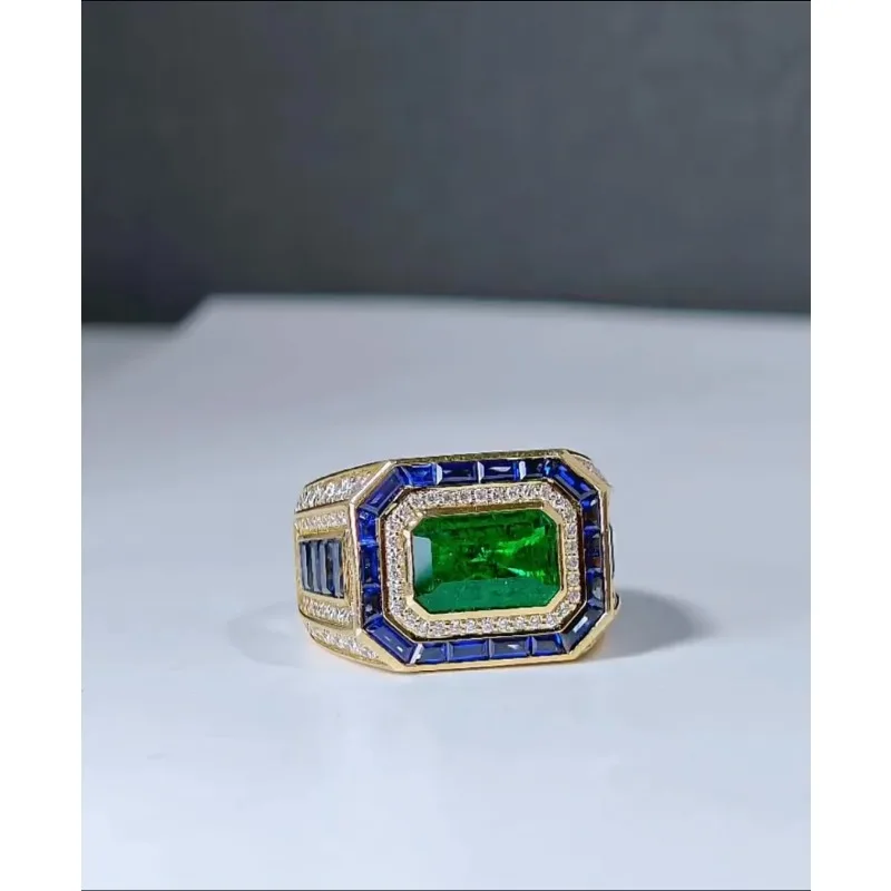 

Ruihe New Customizable Luxury 18k Gold about 5ct Lab Grown Emerald with Lab Grown Sapphire Moissanite Ring Men Jewelry